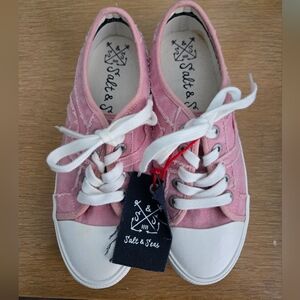 NWT Salt & Seas Women's Sneakers